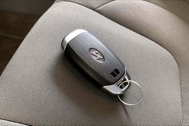 Thumbnail: 2021 Hyundai Elantra - 20