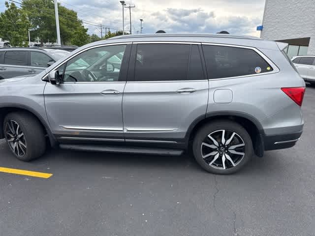 Thumbnail: 2019 Honda Pilot - 9