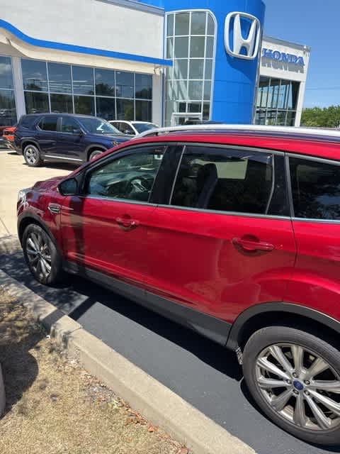 Thumbnail: 2018 Ford Escape - 11