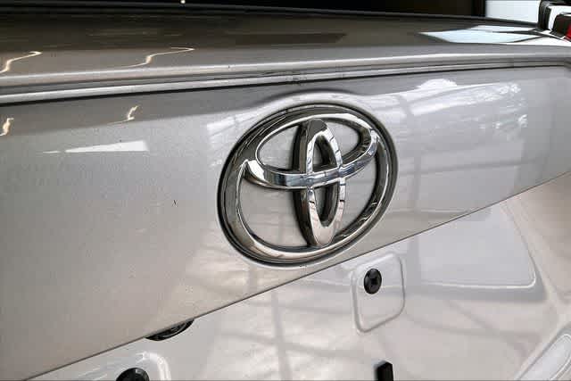 Thumbnail: 2023 Toyota RAV4 - 8