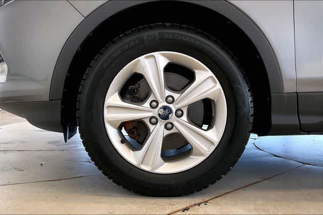 Thumbnail: 2014 Ford Escape - 9