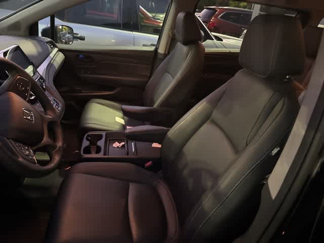Thumbnail: 2023 Honda Odyssey - 13