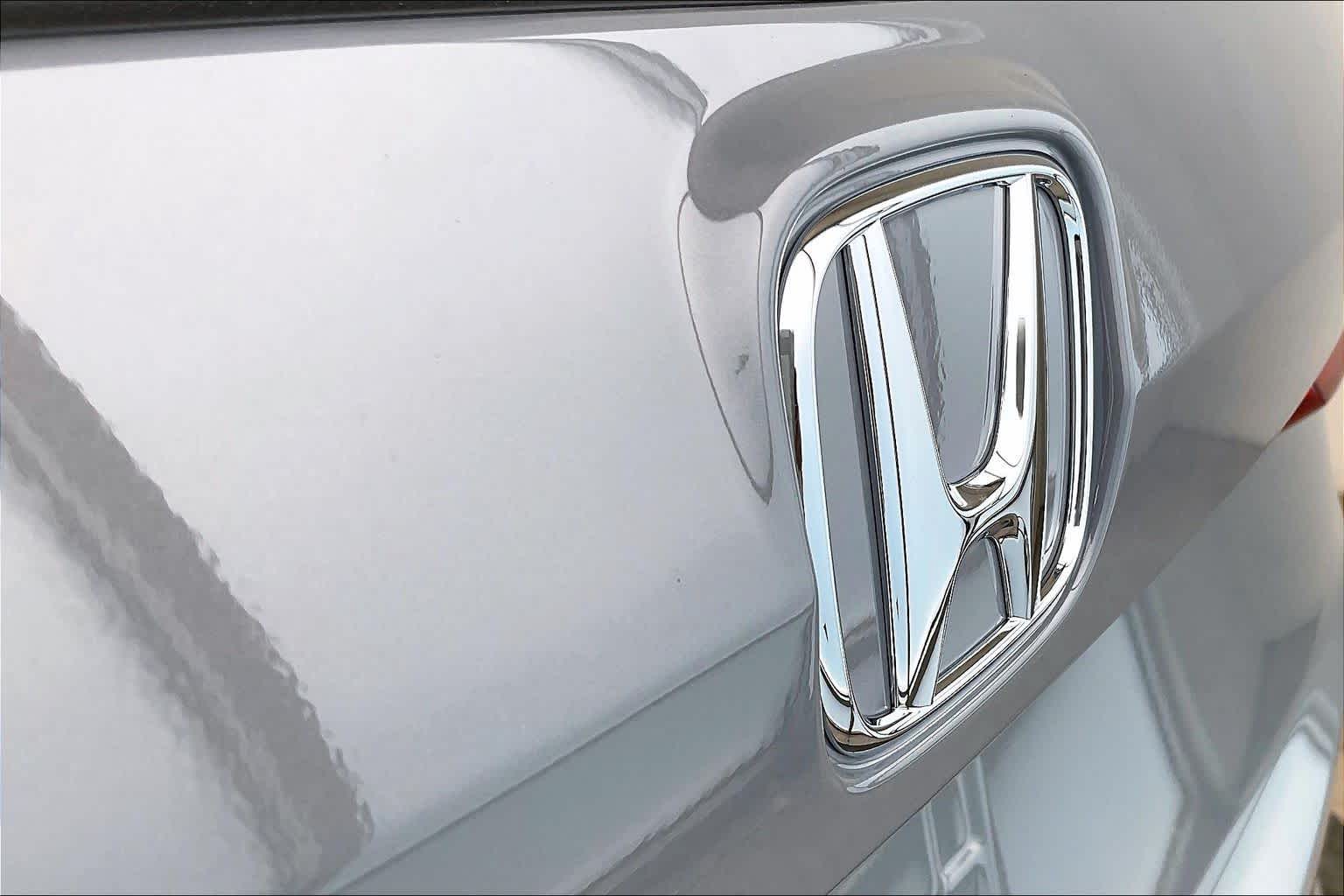 2027 Honda CR-V EX-L - Photo 7