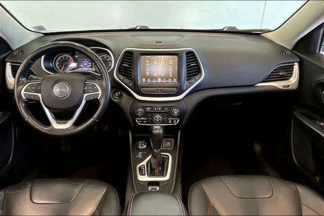 Thumbnail: 2016 Jeep Cherokee - 11
