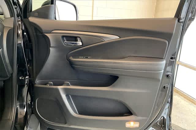 Thumbnail: 2023 Honda Ridgeline - 31