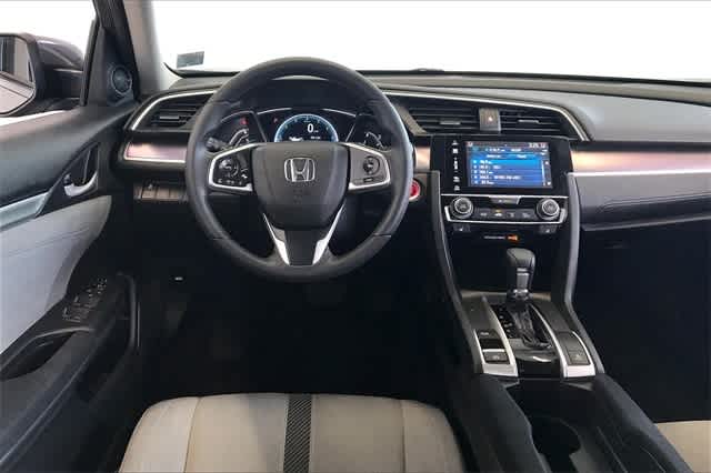 2017 Honda Civic EX-T photo 3