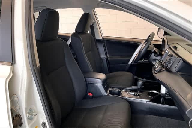 Thumbnail: 2017 Toyota RAV4 - 15