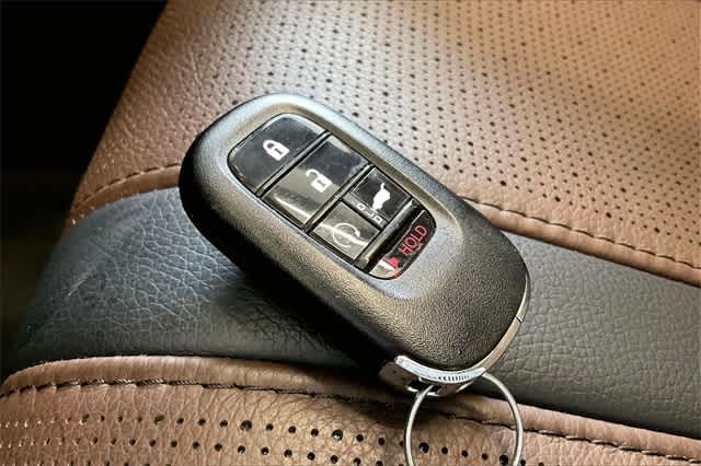 Thumbnail: 2023 Honda Pilot - 21