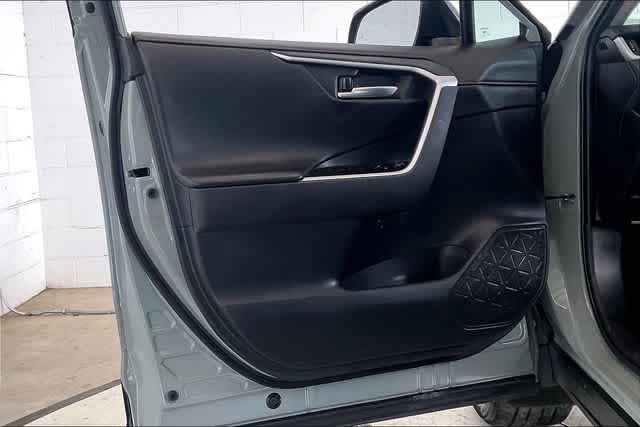 Thumbnail: 2019 Toyota RAV4 - 30