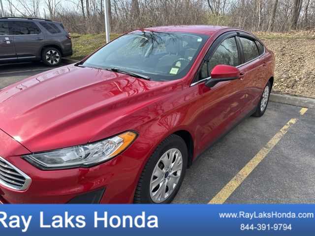 Thumbnail: 2020 Ford Fusion - 1