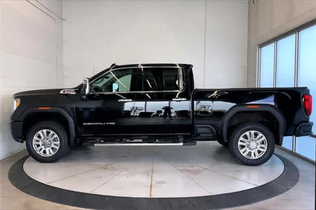 Used 2020 GMC Sierra 2500HD Denali Truck Crew Cab