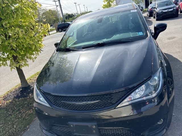 Used 2019 Chrysler Pacifica Touring Plus with VIN 2C4RC1FG5KR583585 for sale in Orchard Park, NY