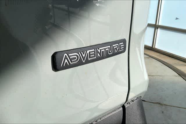 Thumbnail: 2019 Toyota RAV4 - 8