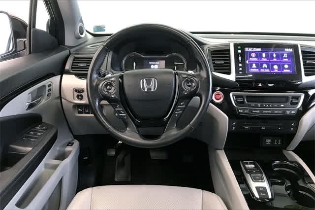Thumbnail: 2016 Honda Pilot - 4