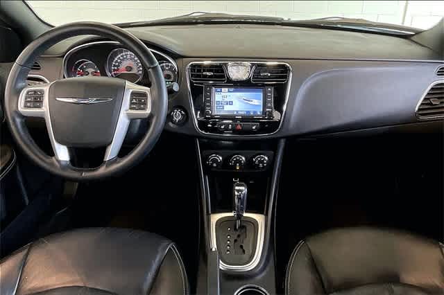 Thumbnail: 2012 Chrysler 200 - 11