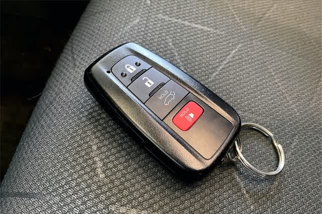 Thumbnail: 2023 Toyota RAV4 - 21