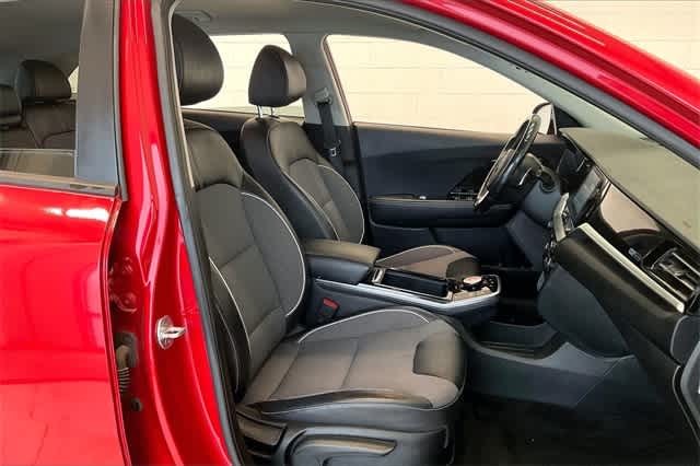 Thumbnail: 2020 Kia Niro - 15