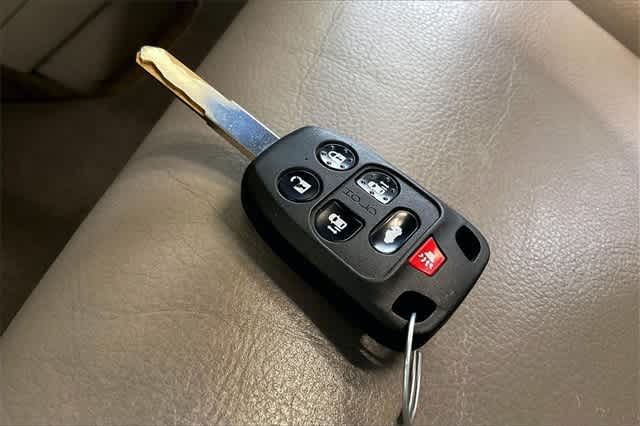 Thumbnail: 2012 Honda Odyssey - 20