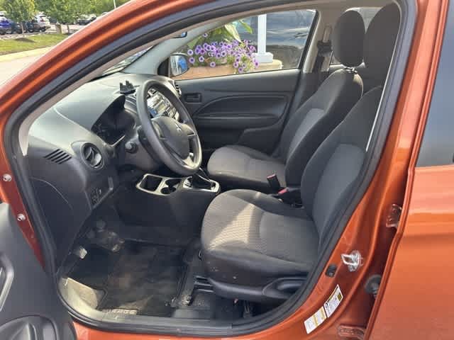 2017 Mitsubishi Mirage ES 9