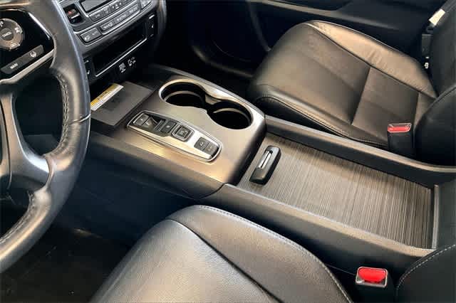 Thumbnail: 2022 Honda Pilot - 18