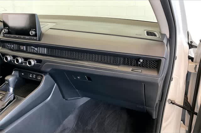 Thumbnail: 2024 Honda CR-V - 25