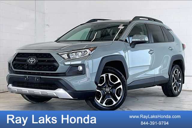 Thumbnail: 2019 Toyota RAV4 - 1