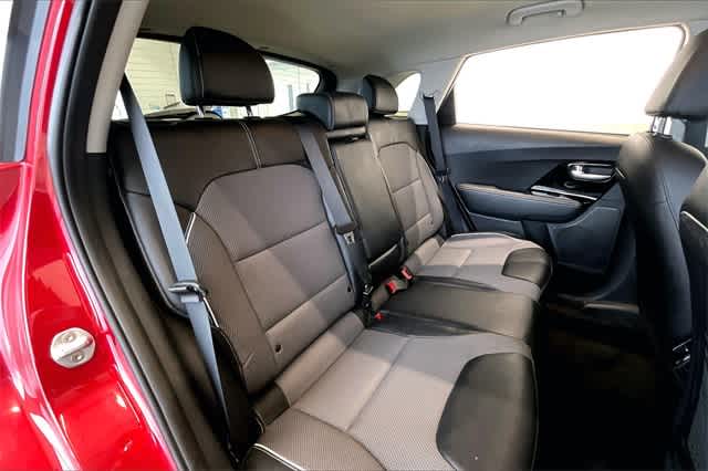 Thumbnail: 2020 Kia Niro - 26