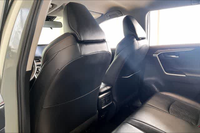 Thumbnail: 2019 Toyota RAV4 - 13