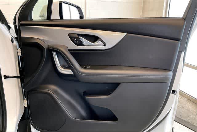 Thumbnail: 2021 Chevrolet Blazer - 31