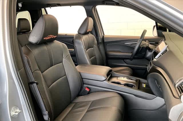 Thumbnail: 2025 Honda Passport - 15