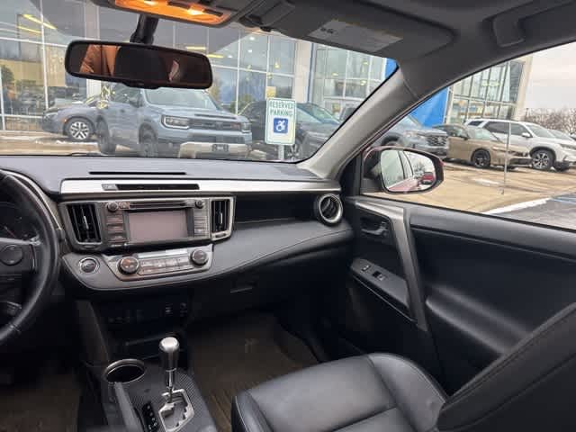 Thumbnail: 2015 Toyota RAV4 - 10