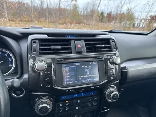 Thumbnail: 2019 Toyota 4Runner - 14