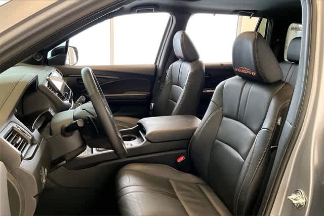 Thumbnail: 2025 Honda Passport - 12