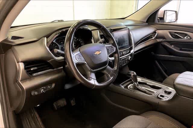 Thumbnail: 2018 Chevrolet Traverse - 3