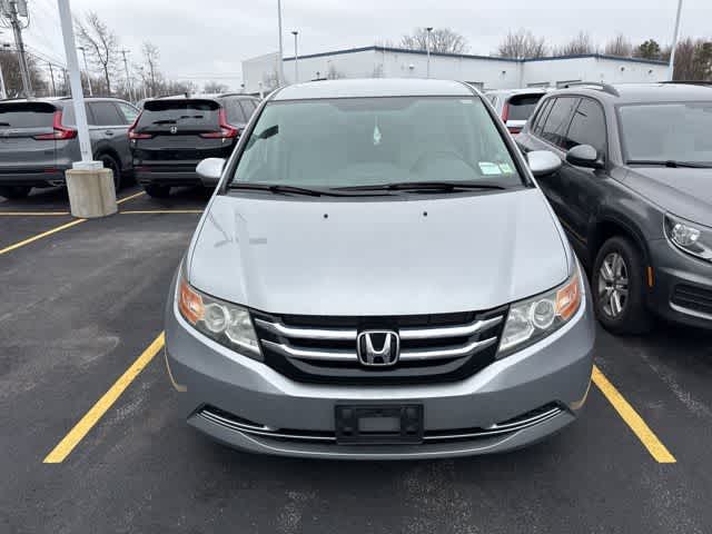 Used 2016 Honda Odyssey SE with VIN 5FNRL5H37GB103096 for sale in Orchard Park, NY