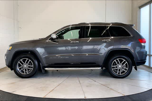 Thumbnail: 2017 Jeep Grand Cherokee - 4
