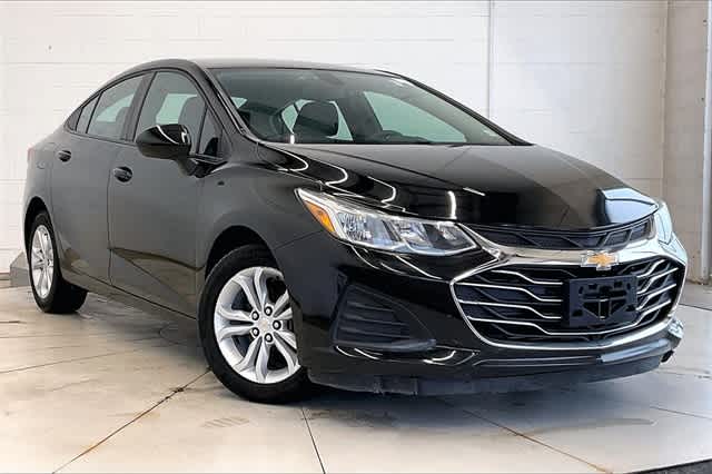 Thumbnail: 2019 Chevrolet Cruze - 22