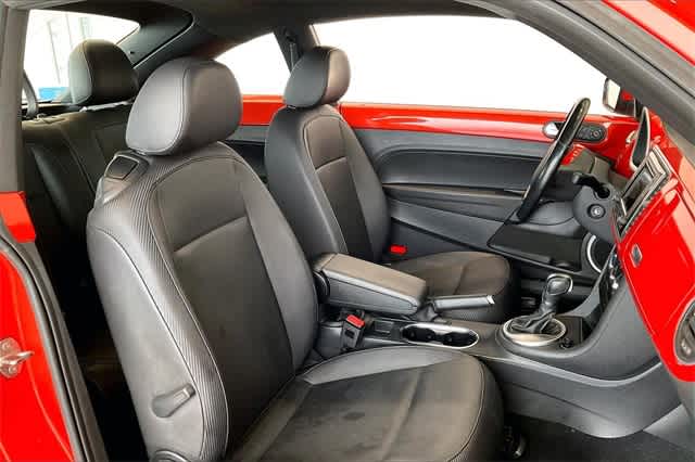 Thumbnail: 2016 Volkswagen Beetle - 14