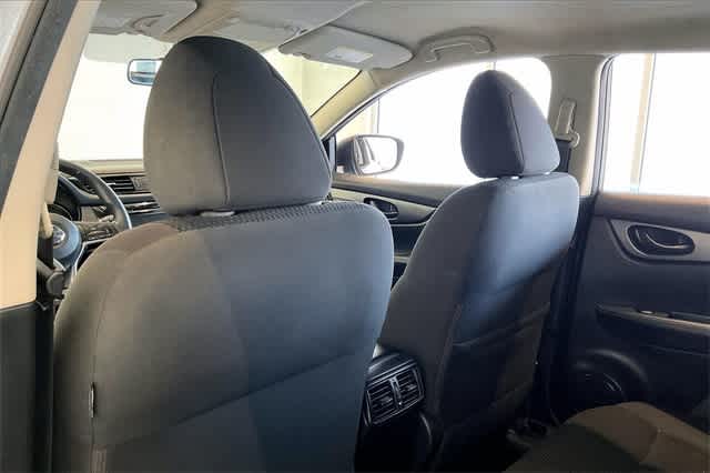 Thumbnail: 2019 Nissan Rogue Sport - 13