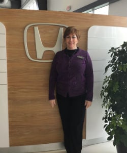 Staff member Karen Haines from ID_2834c27bf857