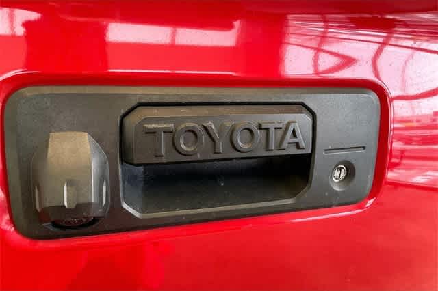 Thumbnail: 2022 Toyota Tacoma - 35