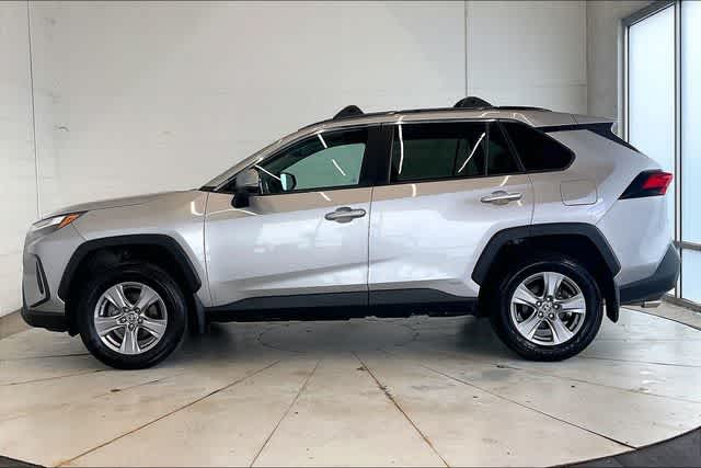 Thumbnail: 2023 Toyota RAV4 - 4