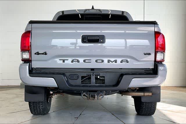 Thumbnail: 2021 Toyota Tacoma - 6