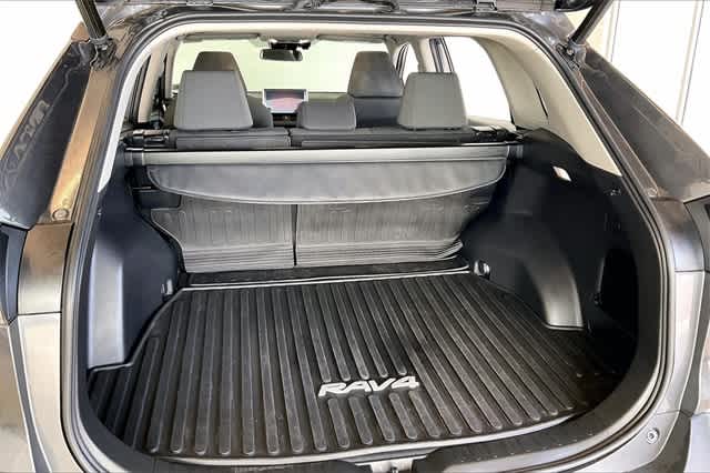 Thumbnail: 2023 Toyota RAV4 - 20