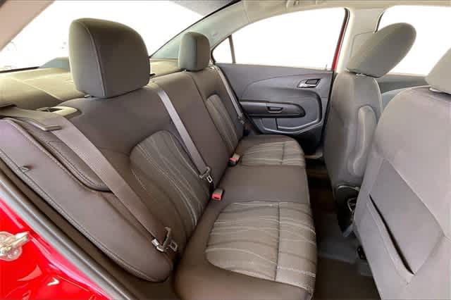 Thumbnail: 2015 Chevrolet Sonic - 26