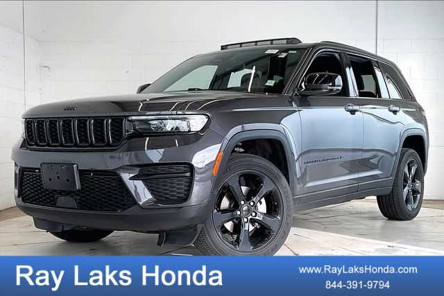 Thumbnail: 2023 Jeep Grand Cherokee - 1