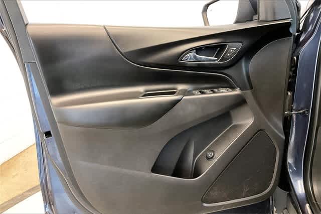 Thumbnail: 2018 Chevrolet Equinox - 31