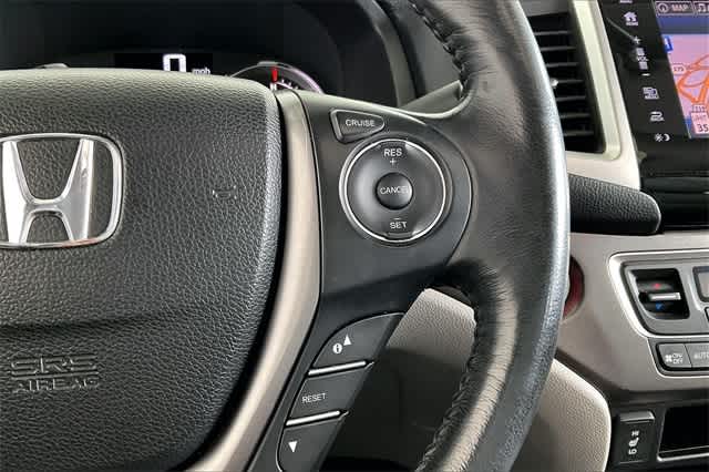 Thumbnail: 2019 Honda Ridgeline - 28