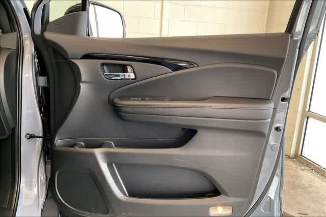 Thumbnail: 2026 Honda Ridgeline - 30