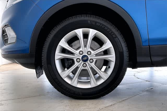 Thumbnail: 2019 Ford Escape - 9